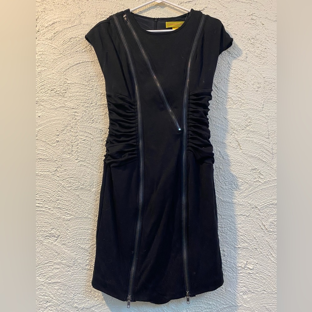 Catherine Malandrino size 8 black multi functional zipper dress! Super Sexy!